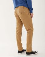 pantalon-chino-de-gabardina-hombre