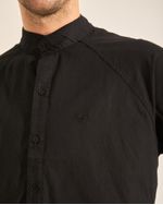 camisa-de-hombre-cuello-mao