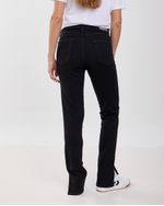 11597_708X2