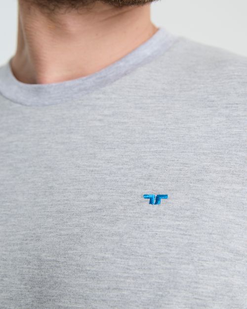 Remera fortaleza