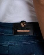 11377_712X3.jpg