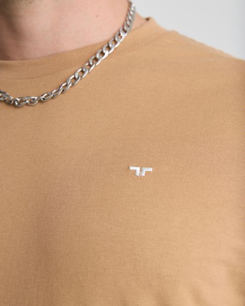Remera fortaleza