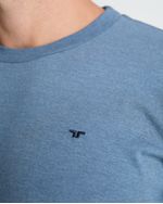 06874_148X3.jpg
