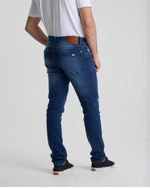 11850_920X2.jpg