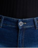 11511_922X5.jpg
